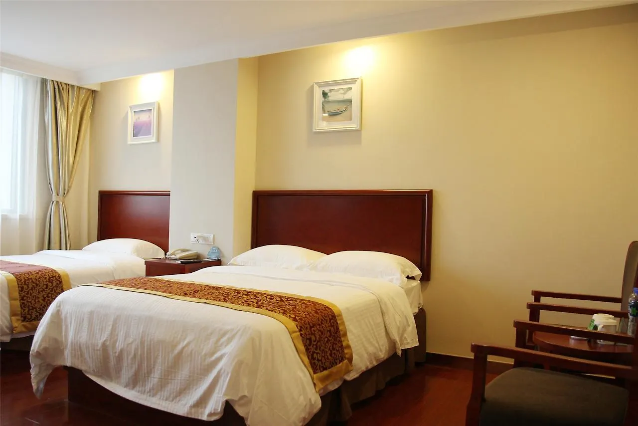 Greentree Alliance Zhengzhou Railway Station West Square Hotel