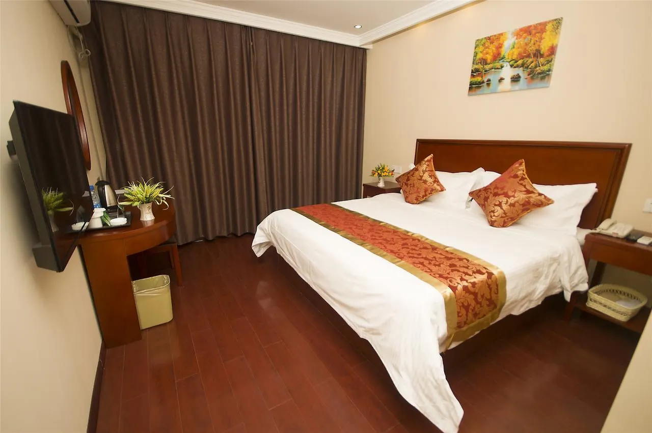 Greentree Alliance Zhengzhou Railway Station West Square Hotel